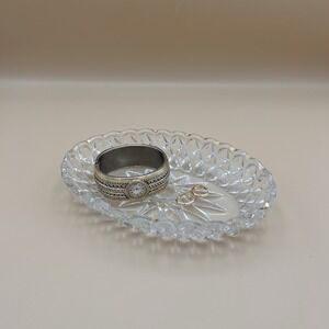 VINTAGE ANCHOR HOCKING CLEAR PRESSED GLASS OVAL /DISH W/ SCALLOPED EDGE